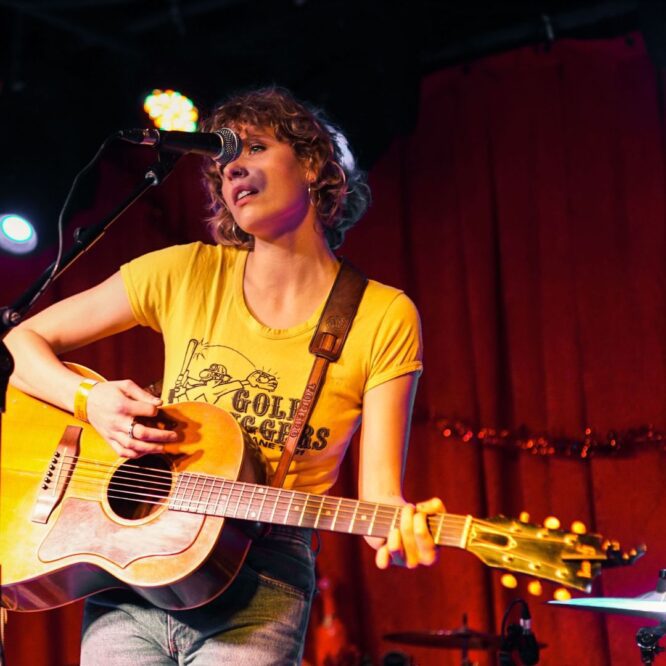 how to run an open mic